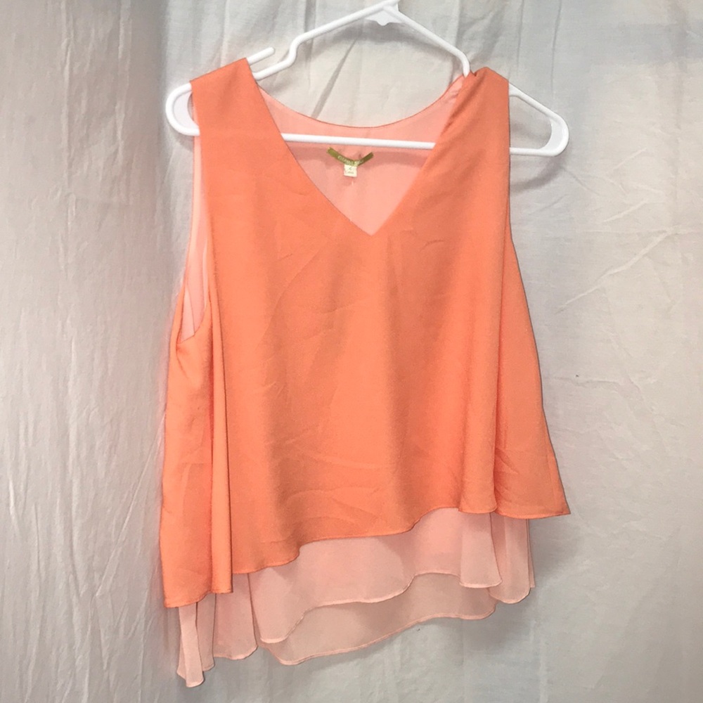 women’s coral top